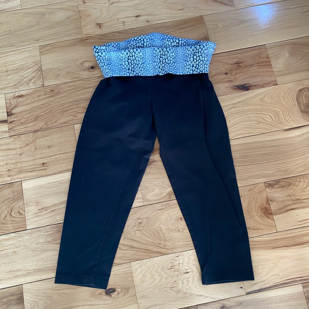 VS crop leggings, S